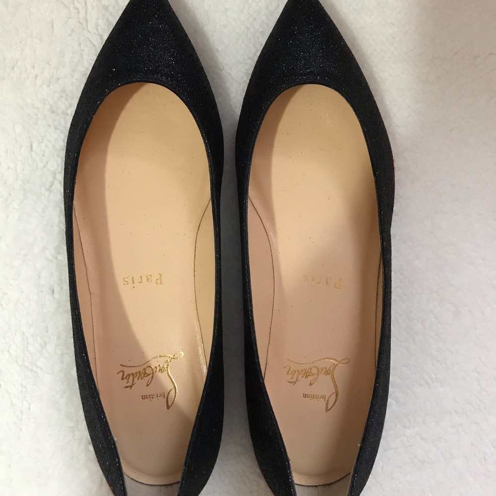 SOLD‼️Pigalle Glitter Flats